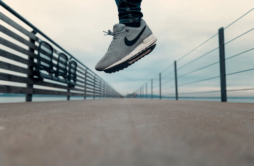 耐克广告语“Just do it”为何深入人心 ？